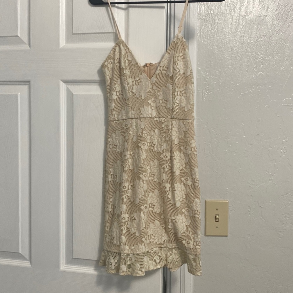 Superdown floral lace dress in ivory